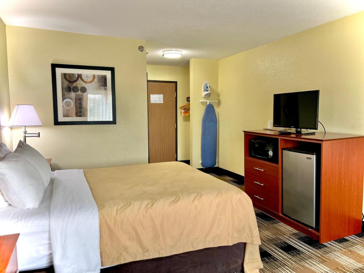 Quality Inn & Suites Wisconsin Dells Downtown - Waterparks Area Экстерьер фото