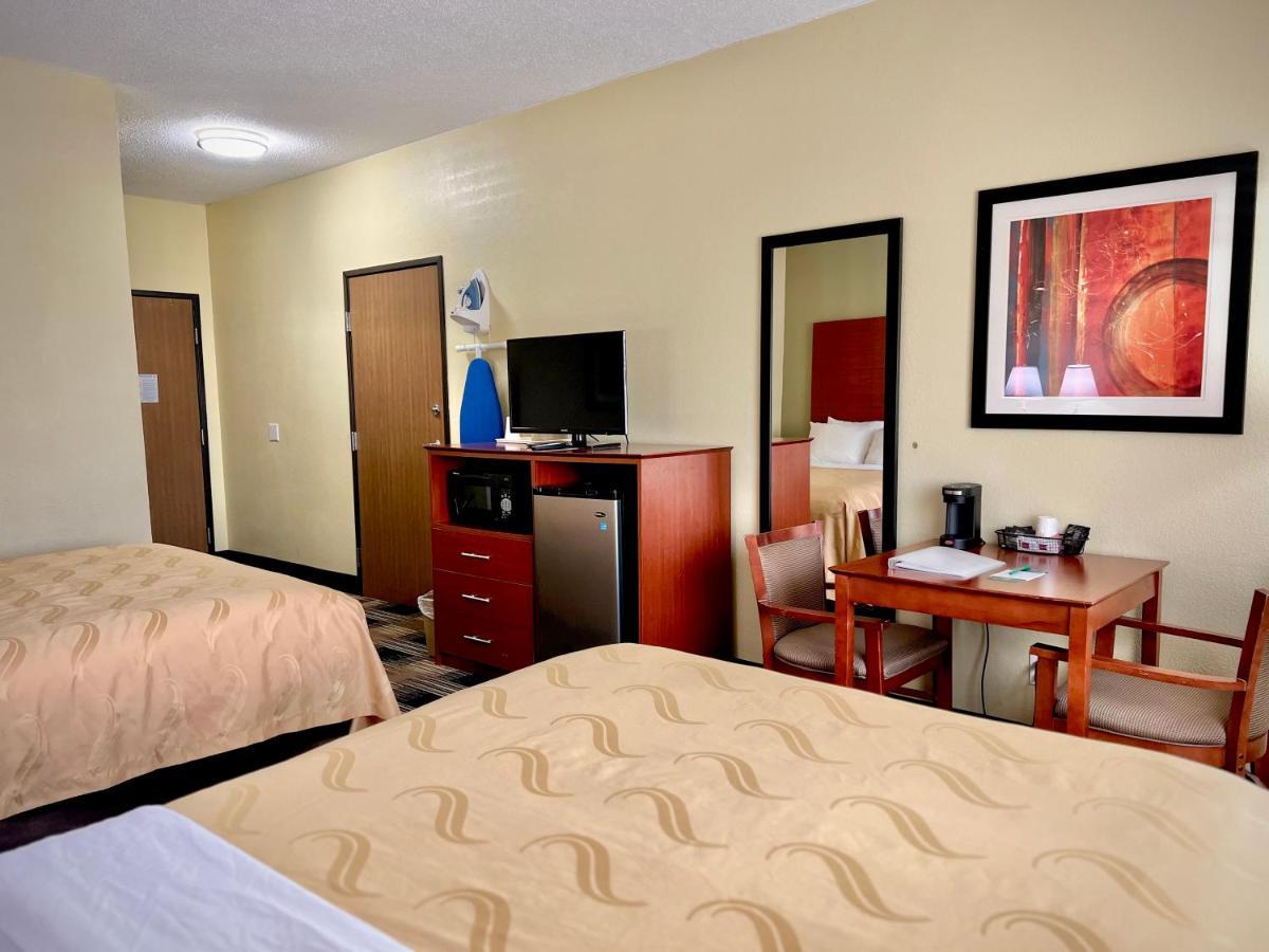 Quality Inn & Suites Wisconsin Dells Downtown - Waterparks Area Экстерьер фото
