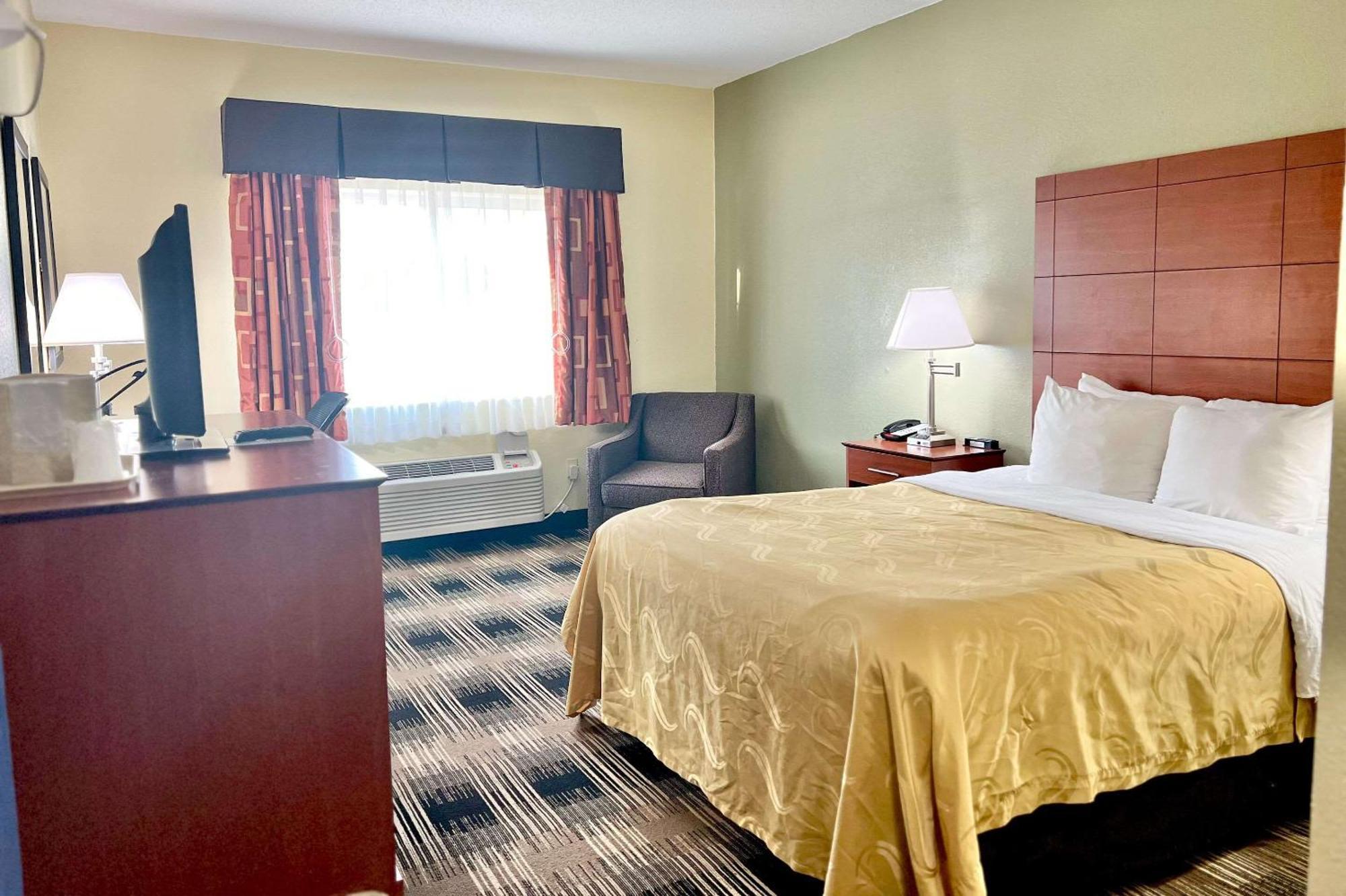Quality Inn & Suites Wisconsin Dells Downtown - Waterparks Area Экстерьер фото